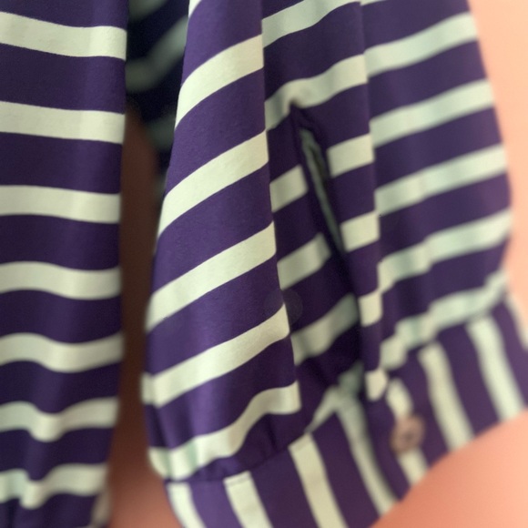 ELLIE KAI STRIPED V NECK DRESS. - Picture 11 of 12